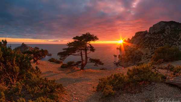 Где в Крыму красивые закаты в море