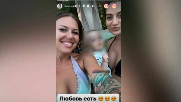 «Висит на ноге и рыдает!»: Рита Дакота призналась, что ее дочь устроила истерику