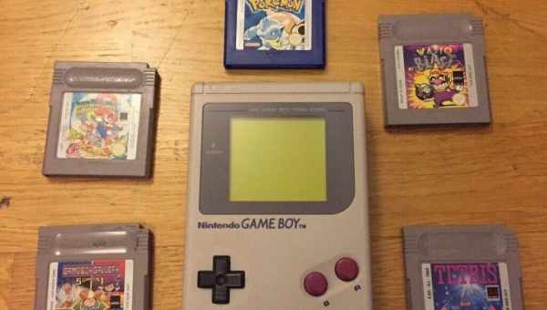 Миниатюрный аналог Game Boy собрал деньги на серийное производство