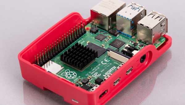 Google выпустила конструктор для Raspberry Pi с уклоном в ИИ