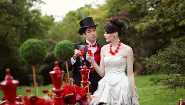 Свадьба в стиле: как подобрать платье, отражающее выбранную тему торжества
